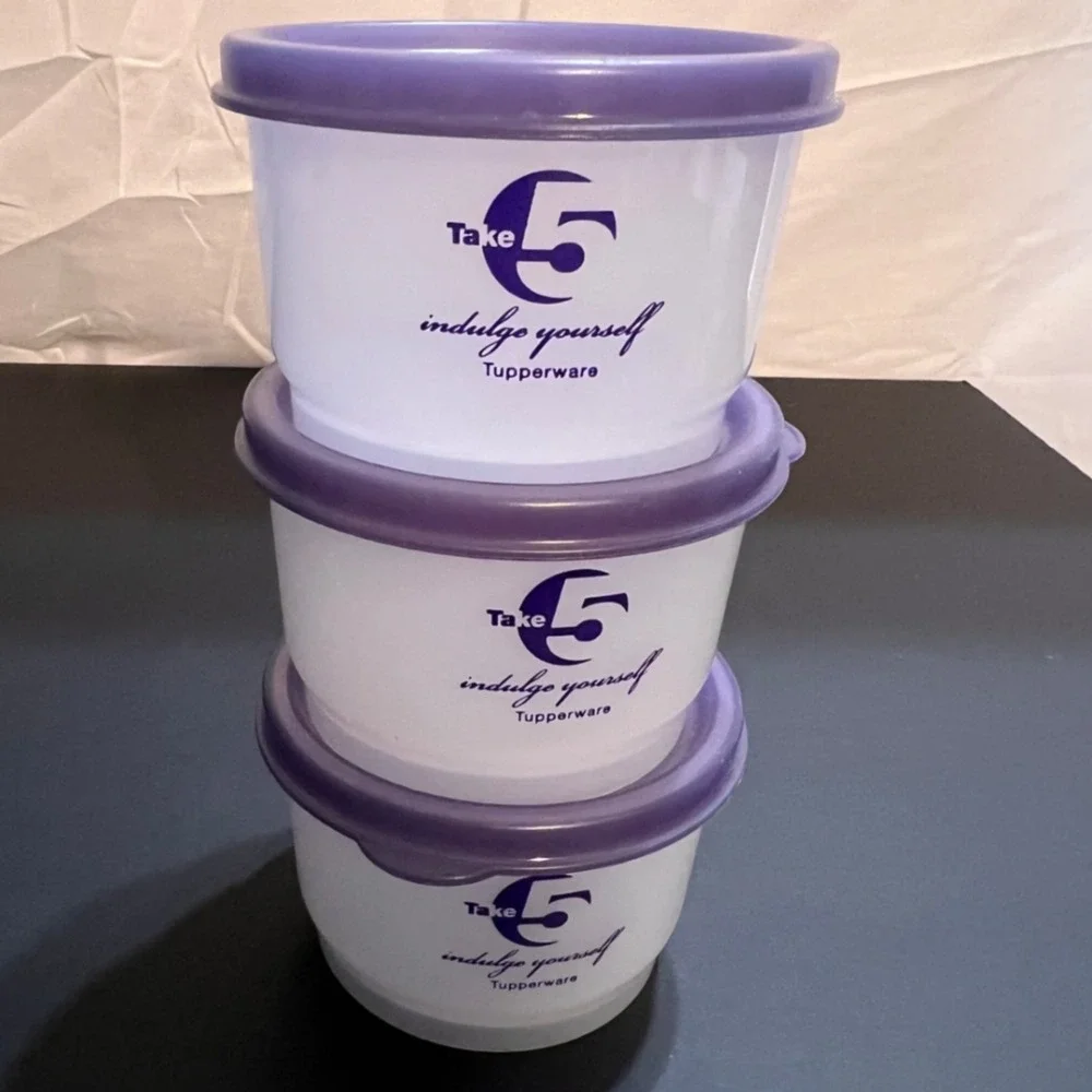 Tupperware Set of 3 Take 5 Snack Cups Purple White‎ Excellent Vintage Containers